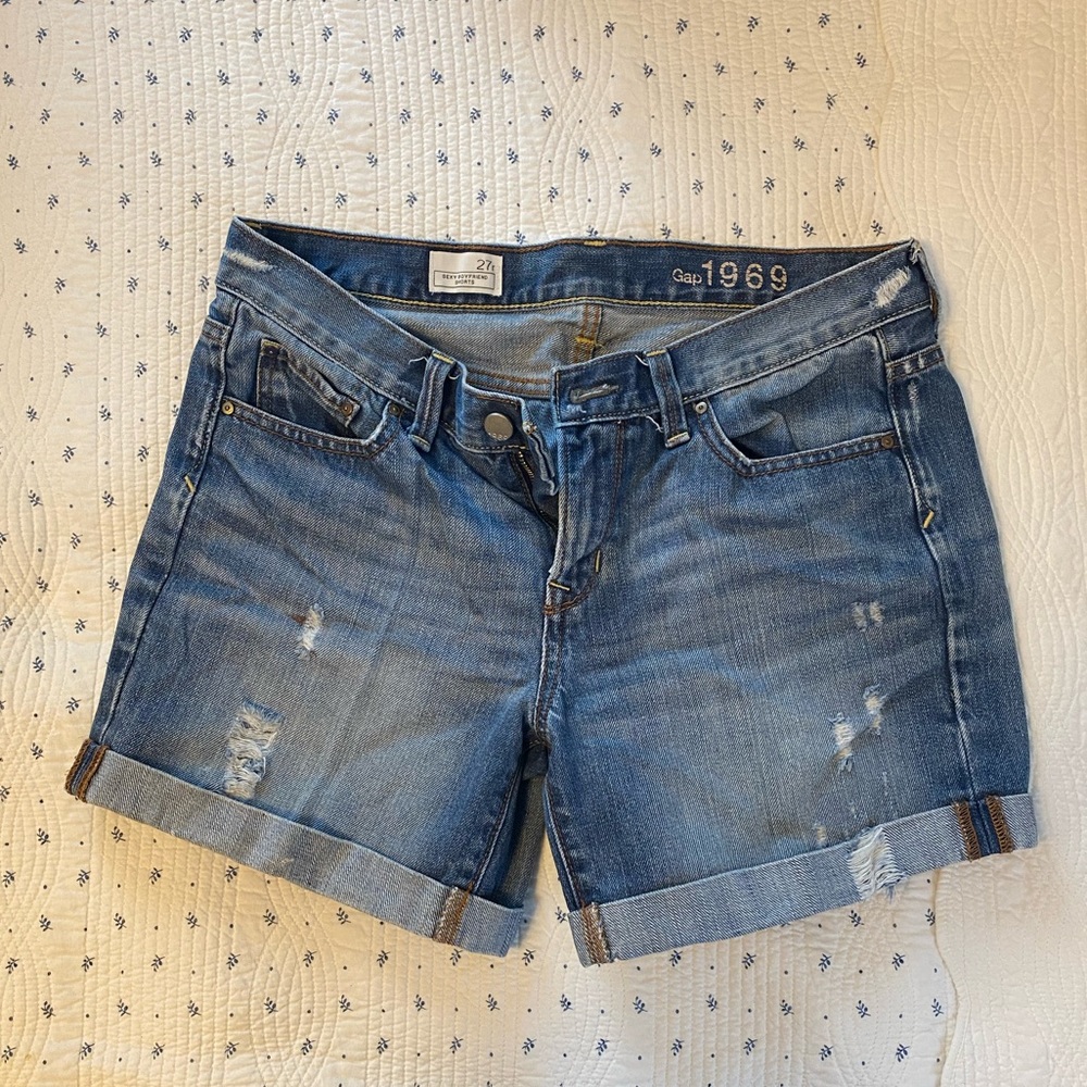 Gap boyfriend shorts